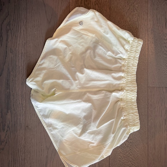 NWOT Lululemon Running Shorts - Picture 3 of 3